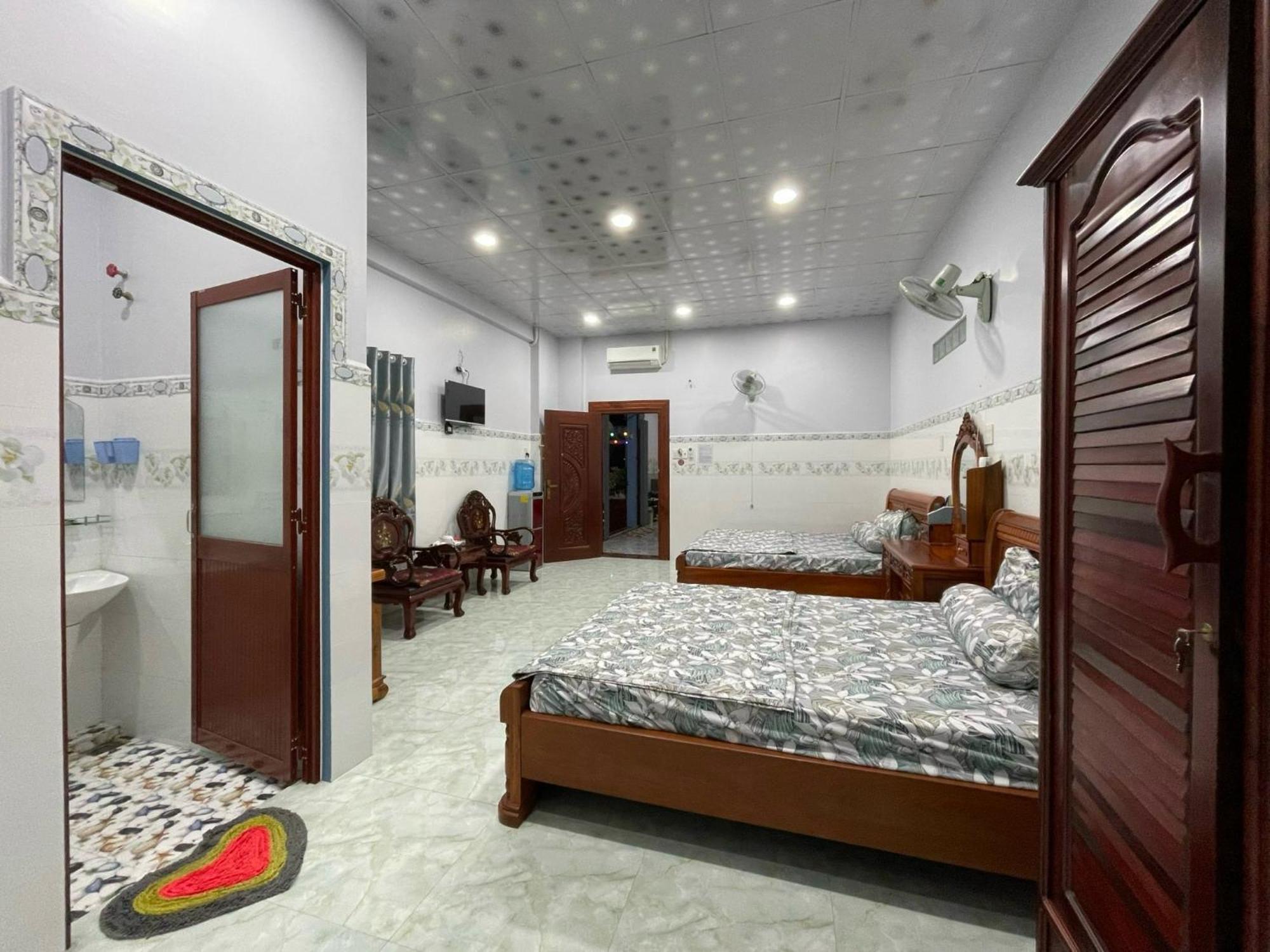 Nha Nghi Lien Hoa Bed & Breakfast Ha Tien Exterior photo